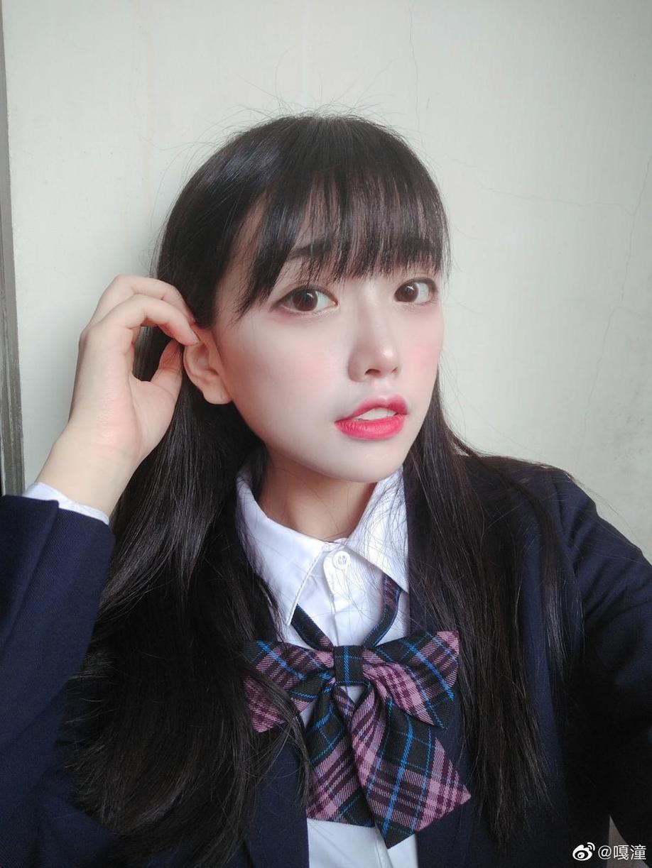 欣赏嘎潼cos的美图，如诗如画